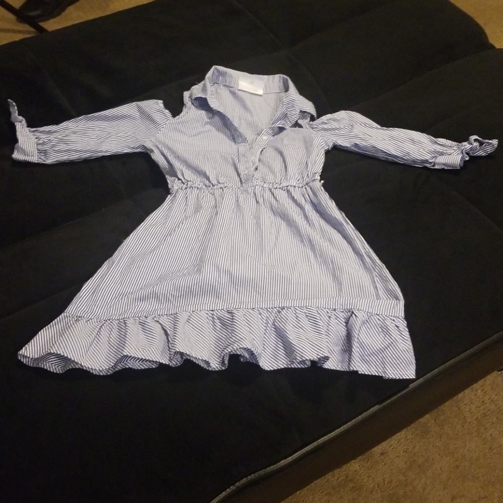 Dress - Picture 2 of 4